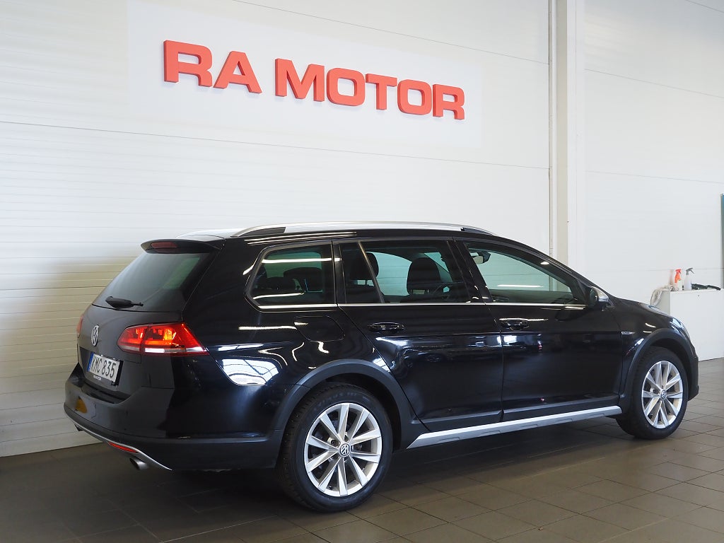 Volkswagen Golf Alltrack 1.8 TSI 180hk DSG 4Motion | Drag | Backkamera | 2017