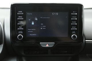 Halvkombi Toyota Yaris 18 av 23