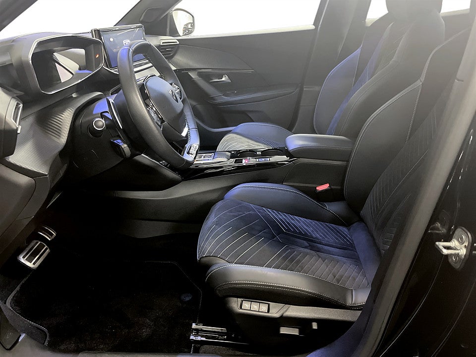 Bild på Peugeot 2008 GT 1.2 PT 130hk Aut KAMPANJRÄNTA 3,99%