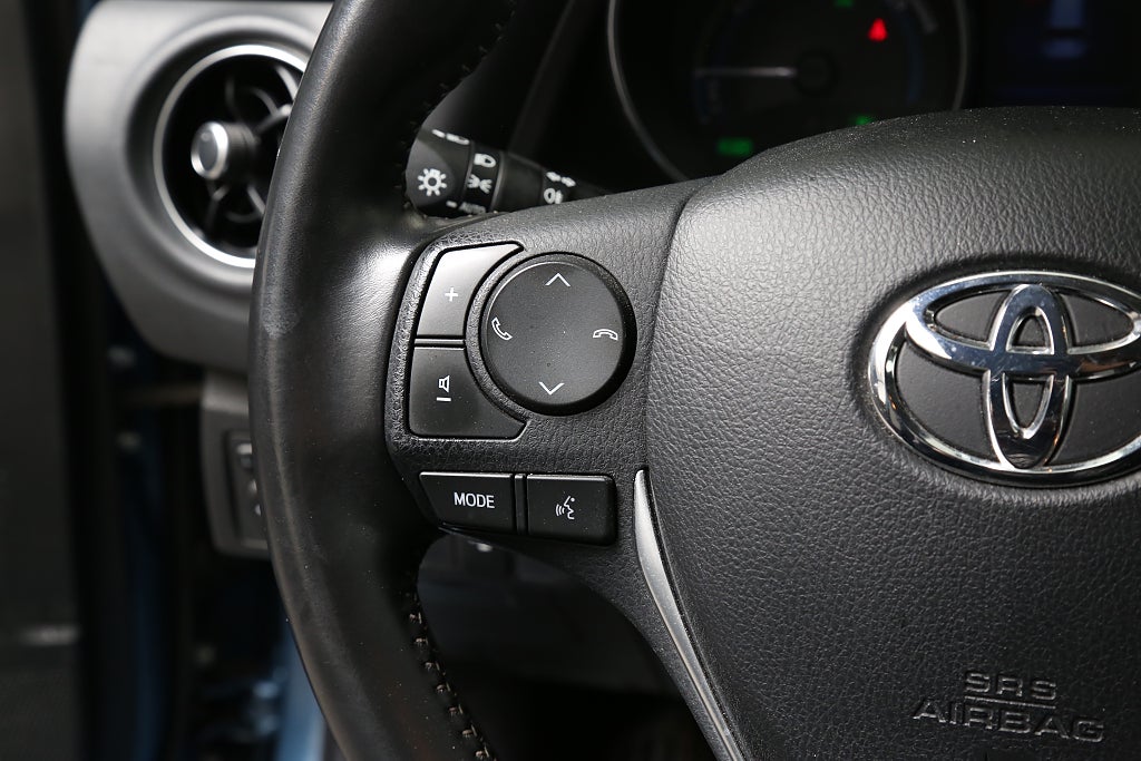 Toyota Auris Touring Sports Hybrid e-CVT Active Plus Motorvärmare 2016