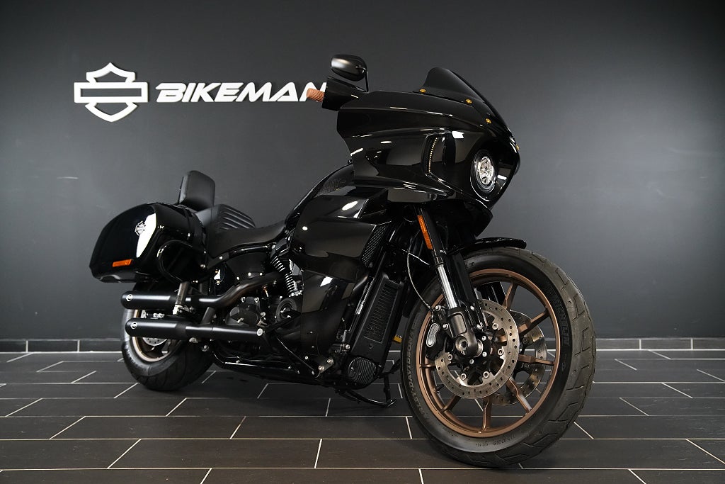 Harley-Davidson FXLRST Low Rider ST 