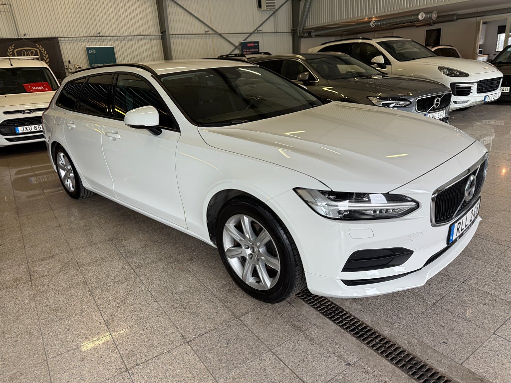 Volvo V90 D3 AWD Automat 1ägare Värmare Låg skatt Ny servad 