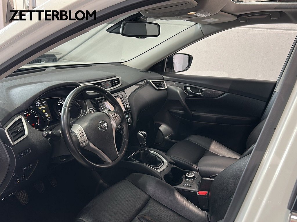 SUV Nissan X-Trail 8 av 18