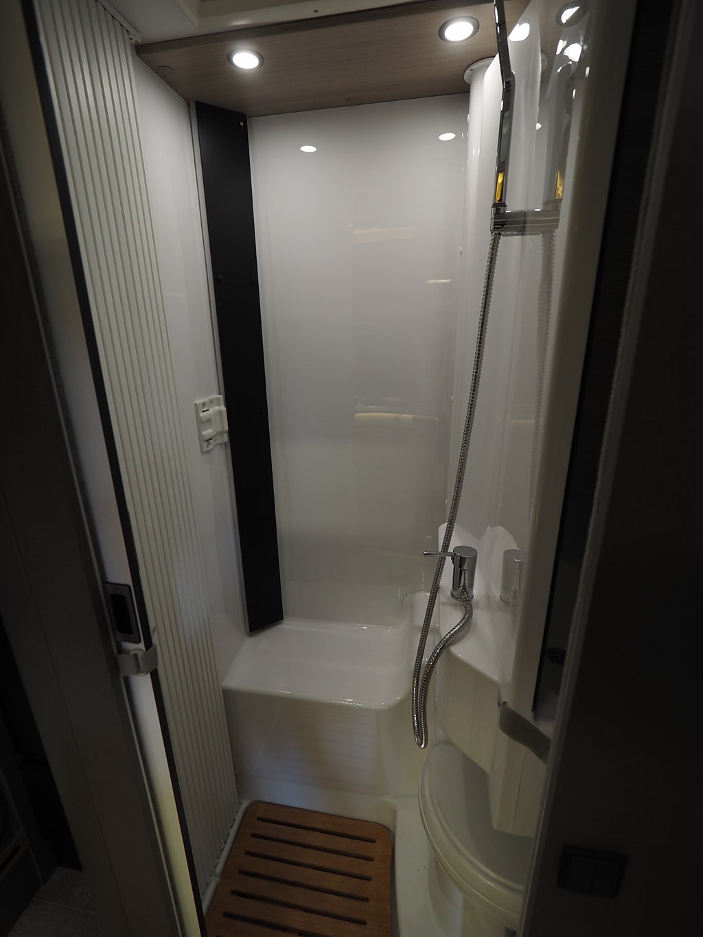 CHALLENGER X250 Markis Taksäng Stort garage AUT