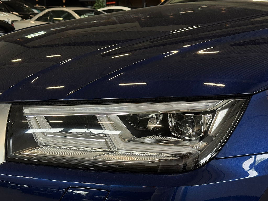 Audi Q5 2.0 TFSI Q 252hk Luftfjädring 20" B&O Drag Kamera ACC