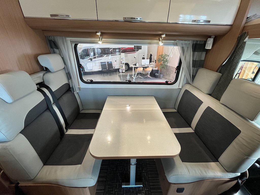Sun Living A 49 DP /Automat/6 bältad/6 sovplatser/Drag/Solcell - Sun Living