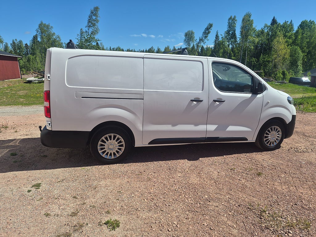 Toyota ProAce 2.0 D-4D Euro 6 långa modellen