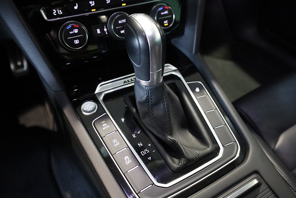 Volkswagen Passat Alltrack 2.0 TDI 240HK 4M Alltrack Cockpit Drag Navi Kamera