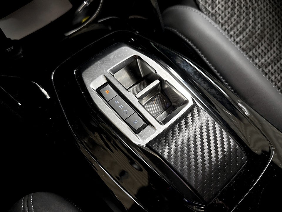Bild på Peugeot 2008 GT 1.2 PT 130hk Aut NYSERVAD BACKKAMERA FARTHÅLLARE