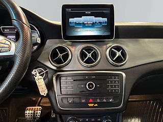 Mercedes-Benz CLA 250 AUT AMG Kamera Värmare Låg Skatt Psens