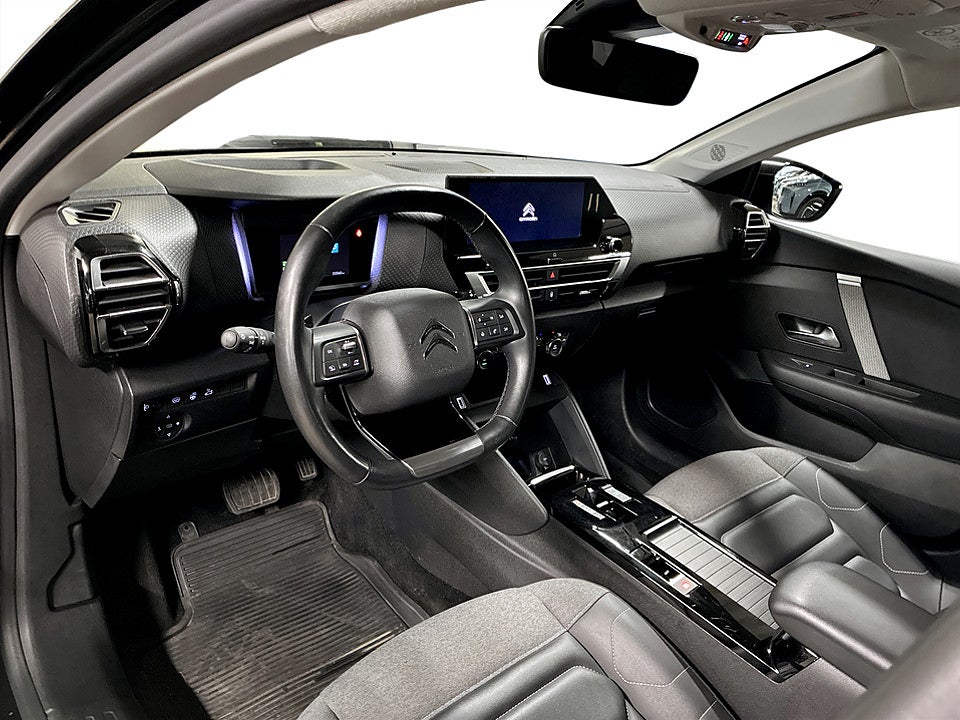 Bild på Citroën C4-X Shine 1.2 PT 130hk Aut CARPLAY NAVI