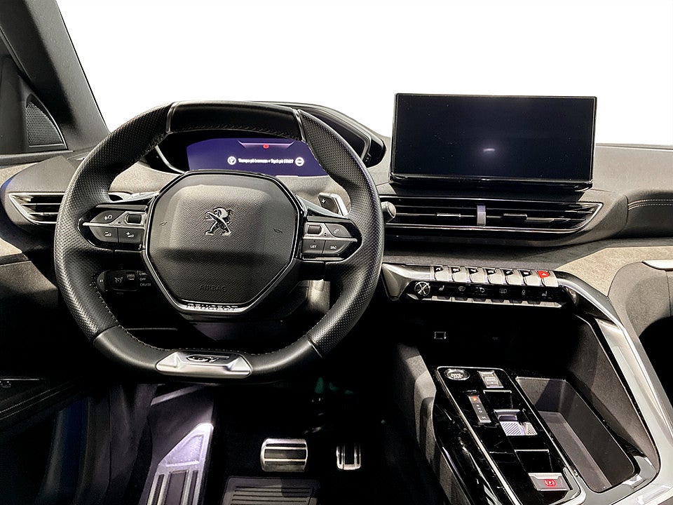 Bild på Peugeot 5008 GT 1.2 PT 130hk Aut 7-SITS B-KAMERA
