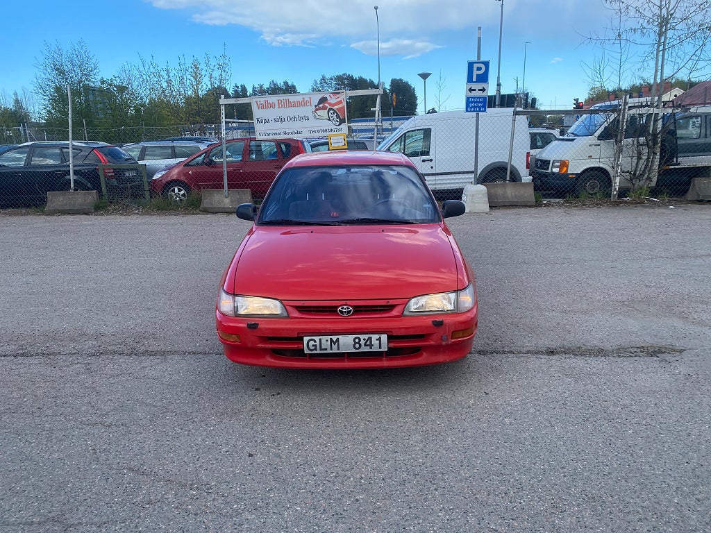 Toyota Corolla 3-dörrars Halvkombi 1.3