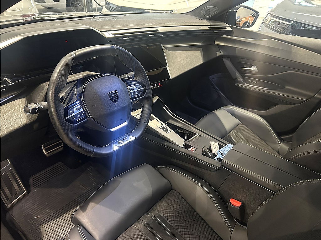 Bild på Peugeot 308 SW GT 1.2 PT 130hk Aut - 360-KAMERA,CARPLAY,NAV