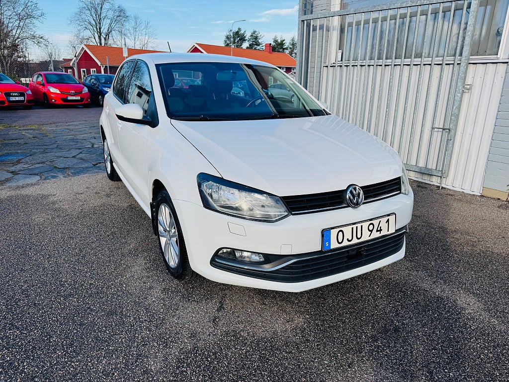 Volkswagen Polo 1.2 TSI 5D 90HK BLUEMOTION / 13700Mil 
