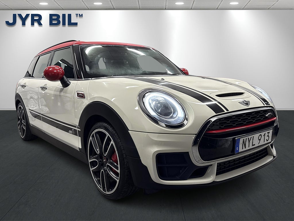 MINI John Cooper Works ALL4 Clubman 231hk / Pano / H&K / Kamera / GPS