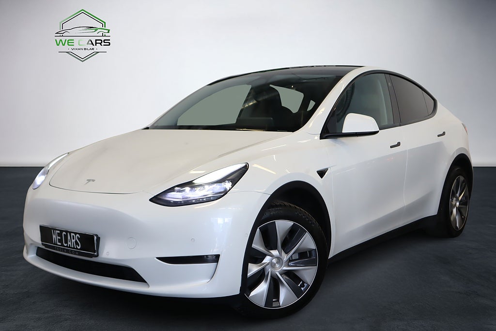 Tesla Model Y Long Range AWD Dragkrok Moms Panorama 514hk