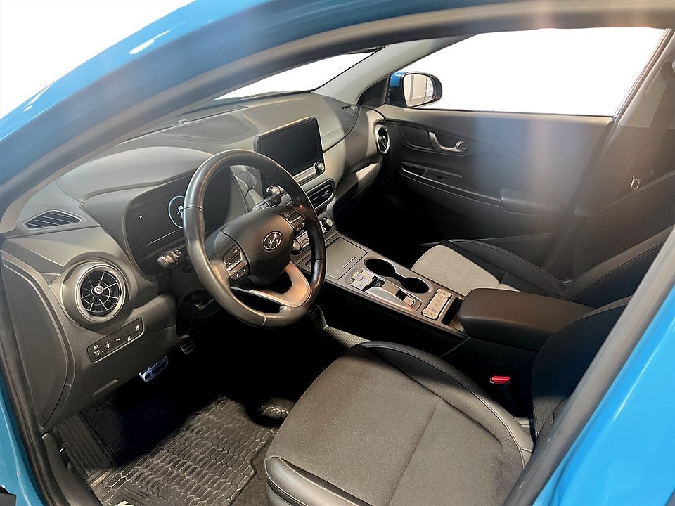 Bild på Hyundai Kona Essential 39.2 kWh 136hk Aut - B-KAMERA, CARPLAY