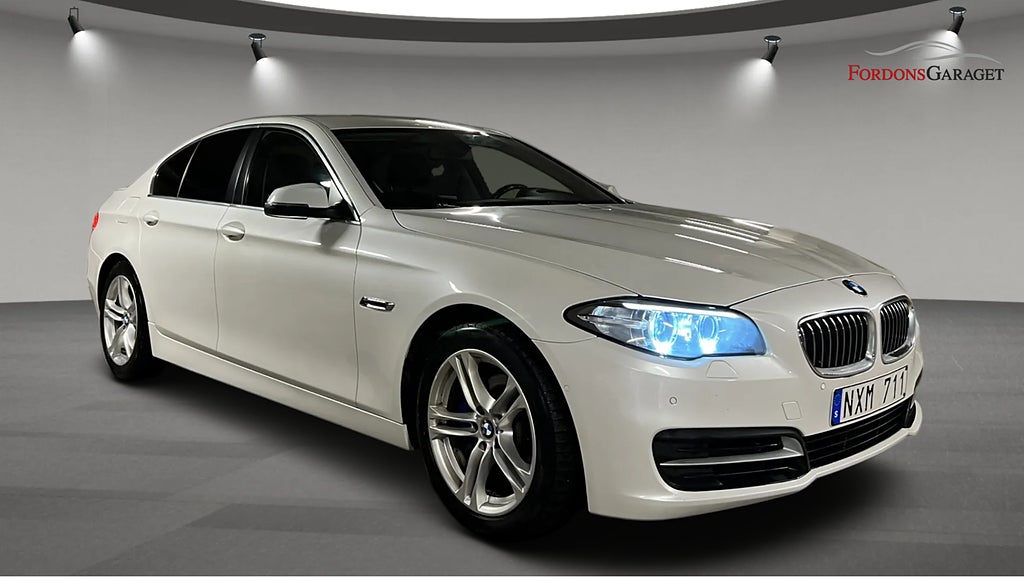 BMW 520d xDRIVE SEDAN AUTOMAT SVENSK DRAG 184HK 