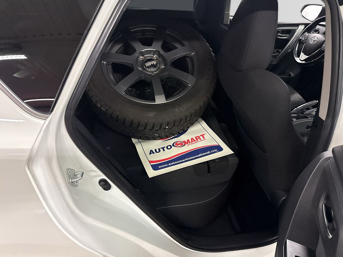 Toyota Auris 2015, bild 7/10
