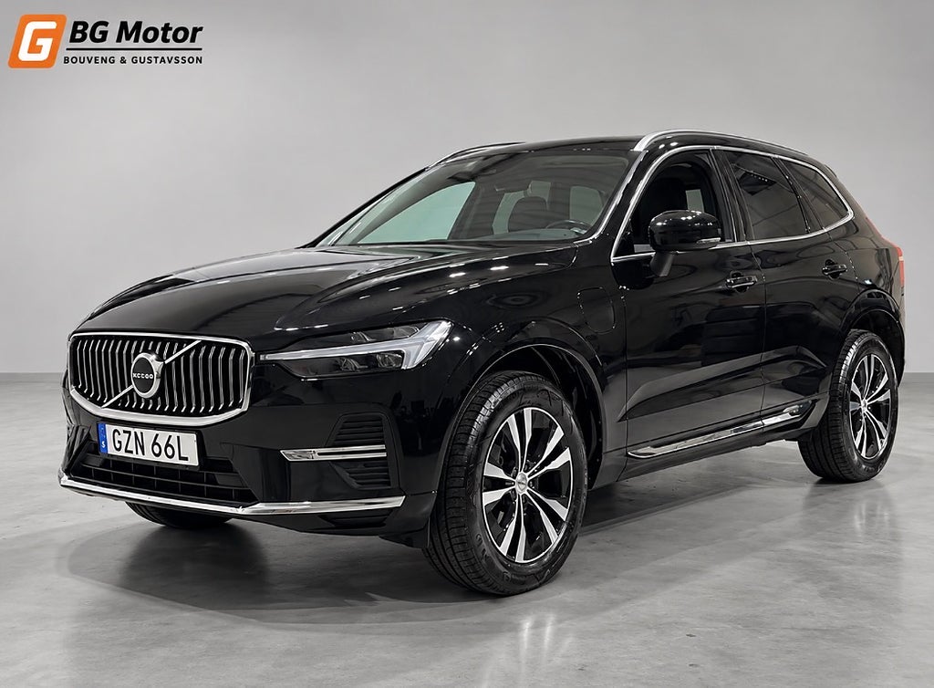 Volvo XC60 Recharge T6 AWD 350hk Core Drag/Värmare/Pano/Moms