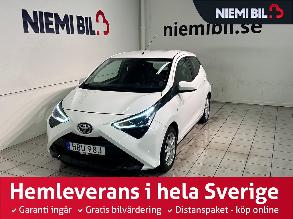 Toyota Aygo 5-dörrar 1.0 Aut X-PLAY Kamkedja Kamera S/V-hjul