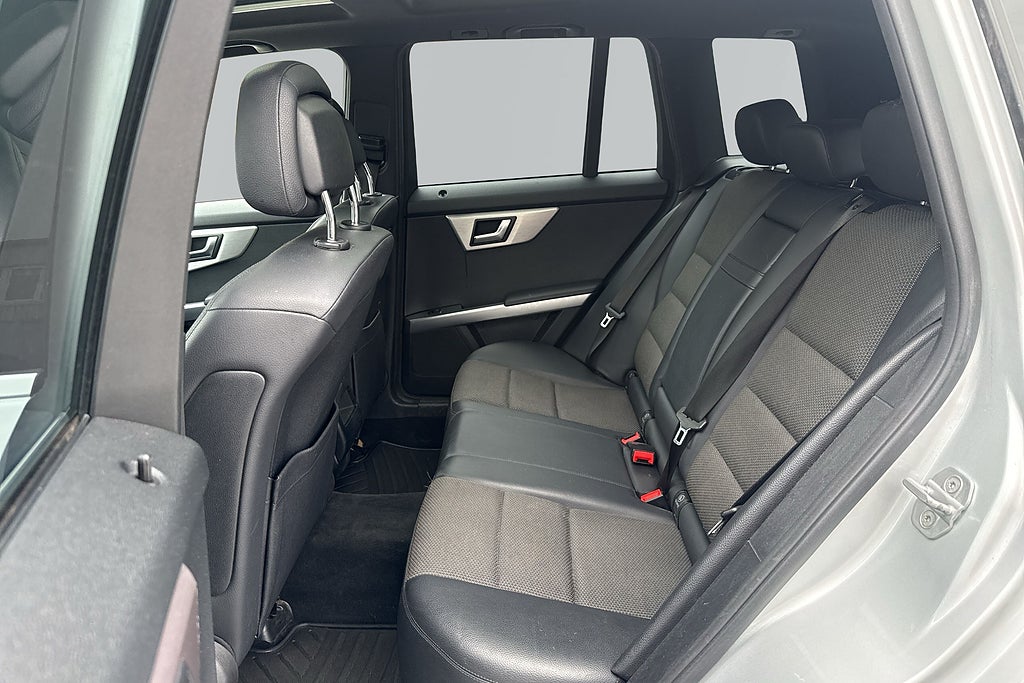 Mercedes-Benz GLK 2012