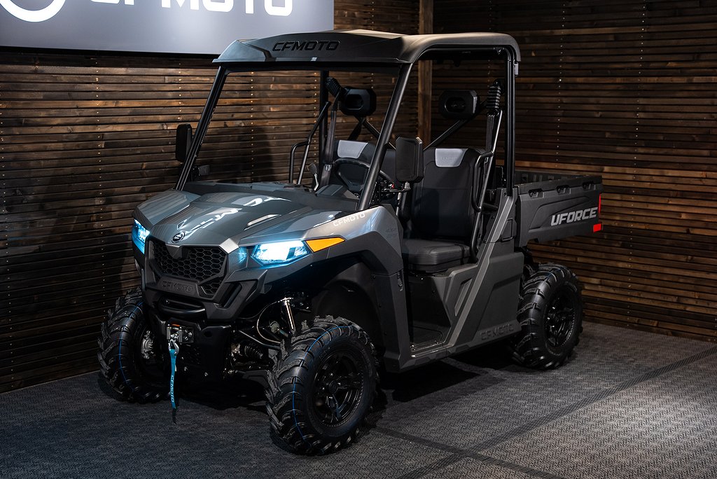 CFMOTO UFORCE 600 EPS - Finns för omgående leverans 