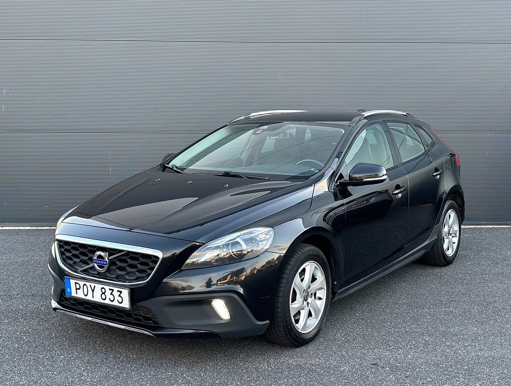 Volvo V40 Cross Country D2 Momentum Business Pro Värmare VOC 