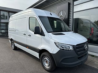 Transportbil - Skåp Mercedes-Benz Sprinter 12 av 22