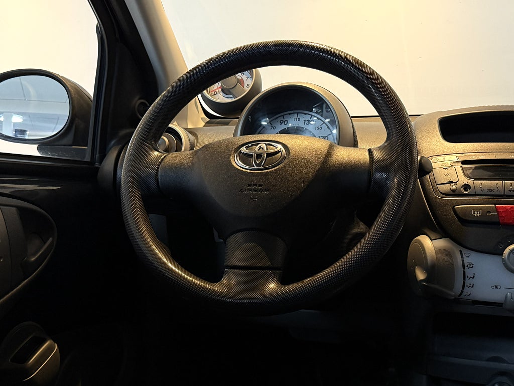 Toyota Aygo 5-dörrar 1.0 VVT-i MultiMode NYBESIKTIGAD AC S+V