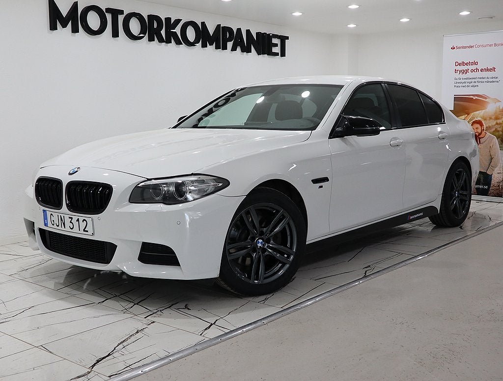 BMW 520d xDrive M-Sport Cockpit 12.3" Skärm Kamera Drag Nyservad