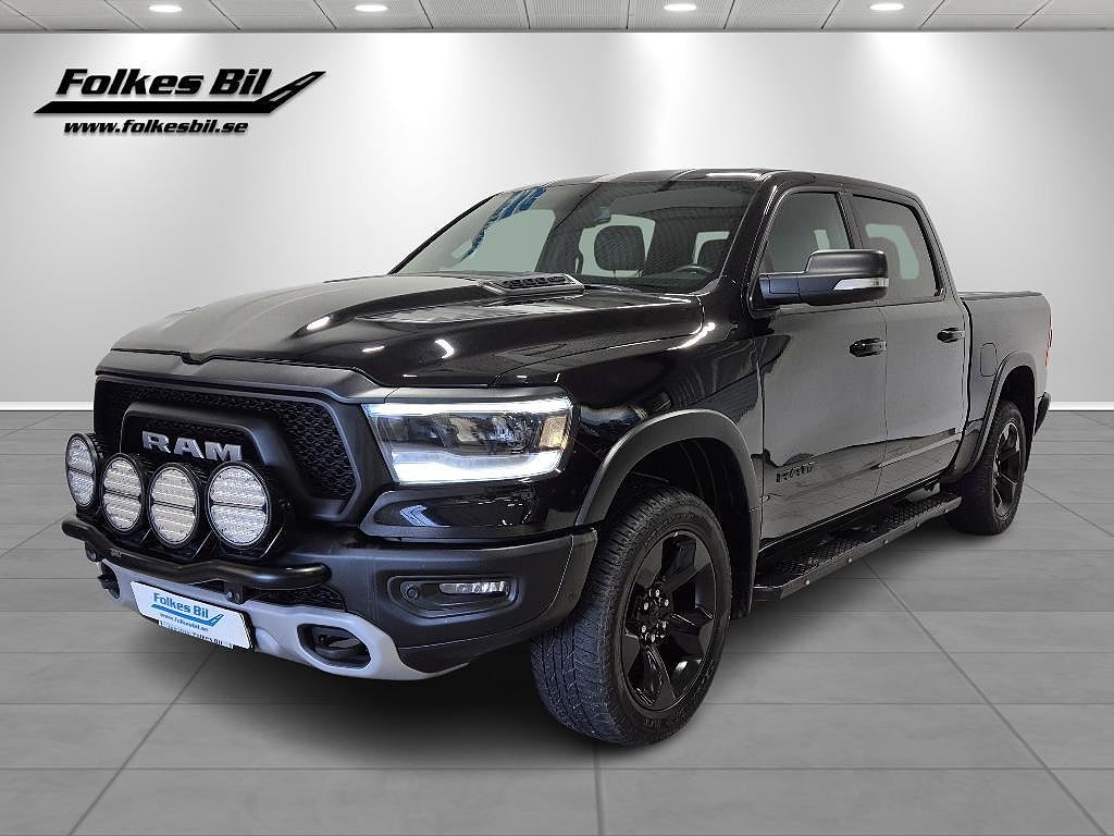 Dodge RAM 1500 Rebel 5.7L V8 HEMI 395 hk Luftfj.