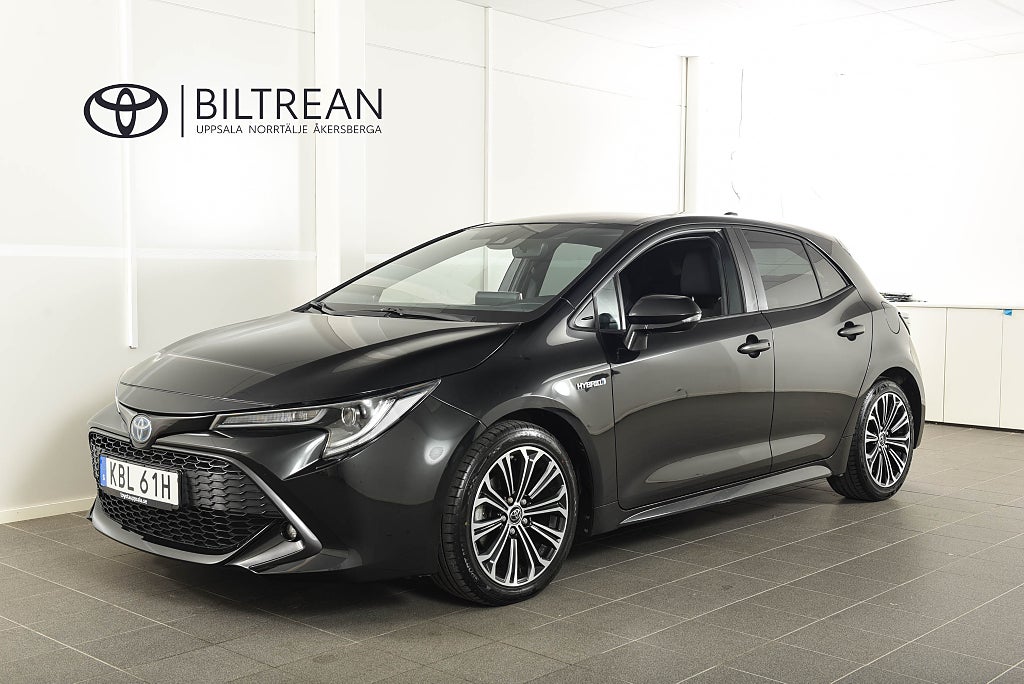 Toyota Corolla 1,8 Elhybrid Style Backkamera M&K-Värm S&V-Hjul