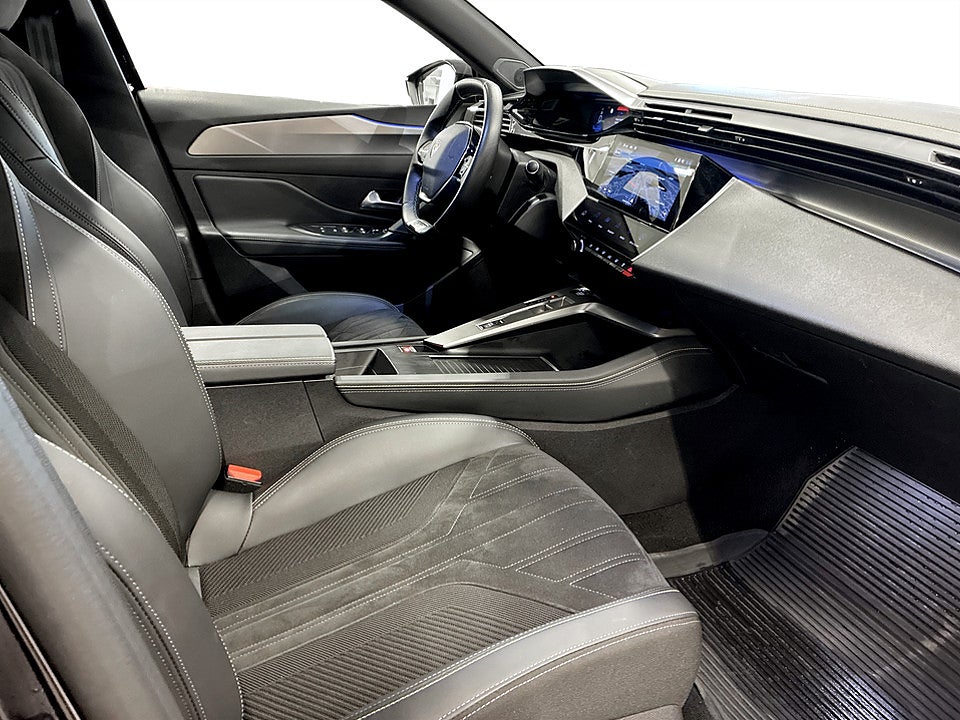 Bild på Peugeot E-308  5D GT 156hk Aut RATTVÄRME CARPLAY