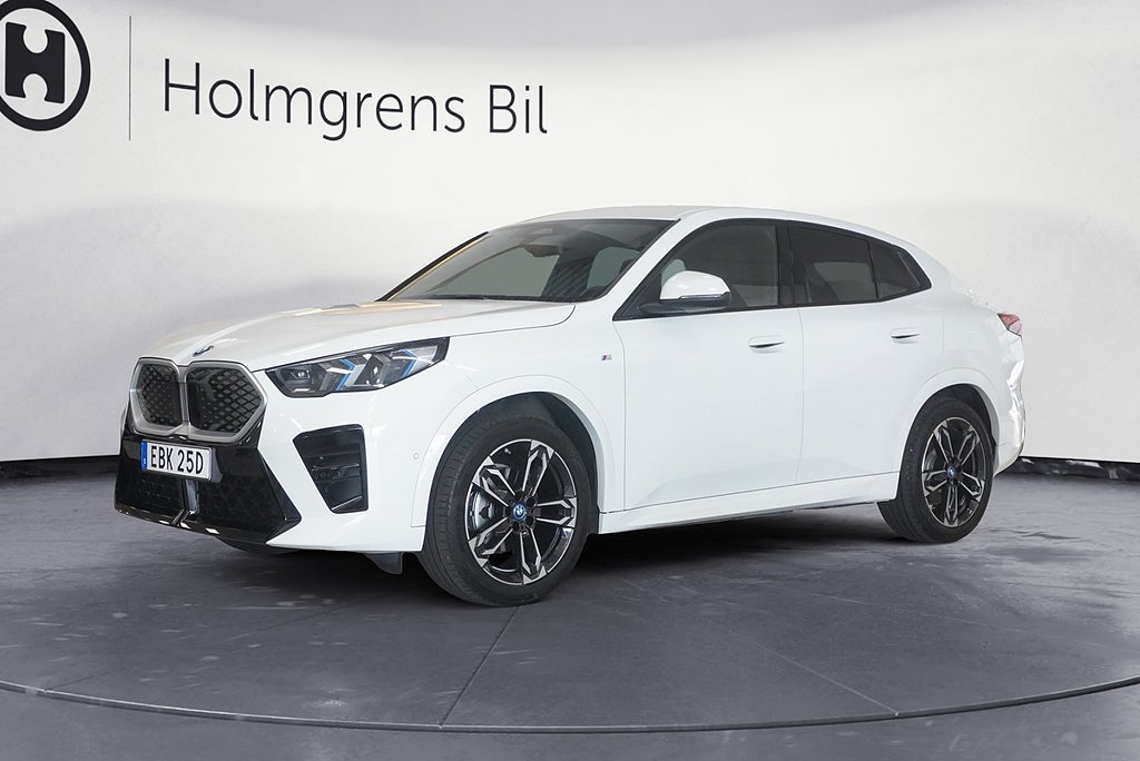 BMW iX2 eDrive20 Edrive 20 M Sport Active Ed DAP Tonade Rutor | Ränta