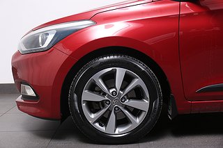 Halvkombi Hyundai i20 8 av 21