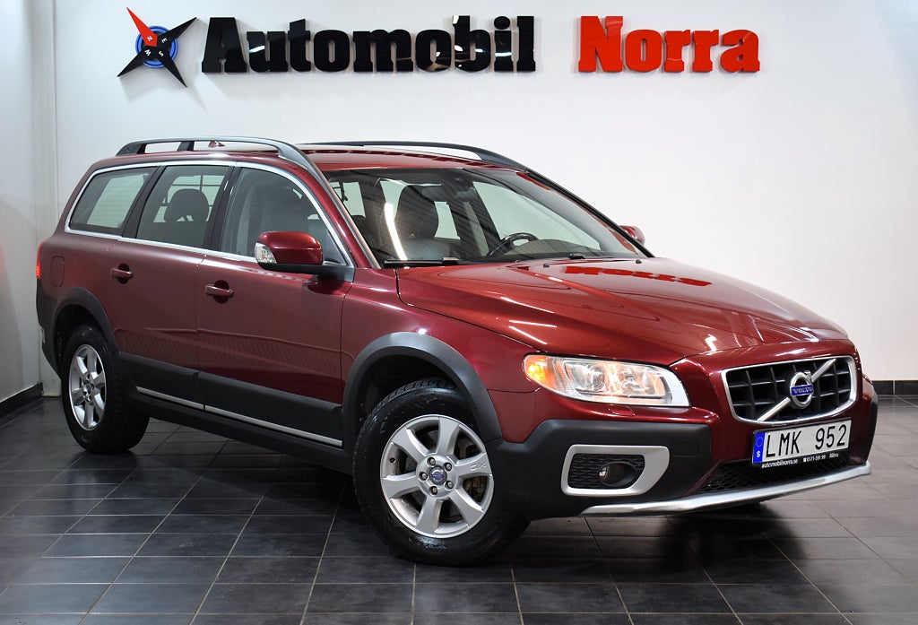 Volvo XC70 D5 205hk AWD Auto Momentum D-värmare Drag Skinn