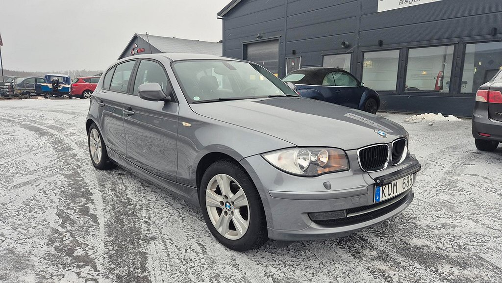 BMW 116 i 5-dörrars Advantage, Comfort motorknack 