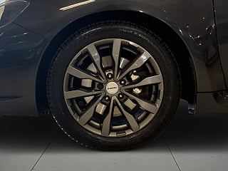 Subaru Levorg 1.6 4WD Dragkrok Bkamera Navigation S&V-däck Elstol – bild 5