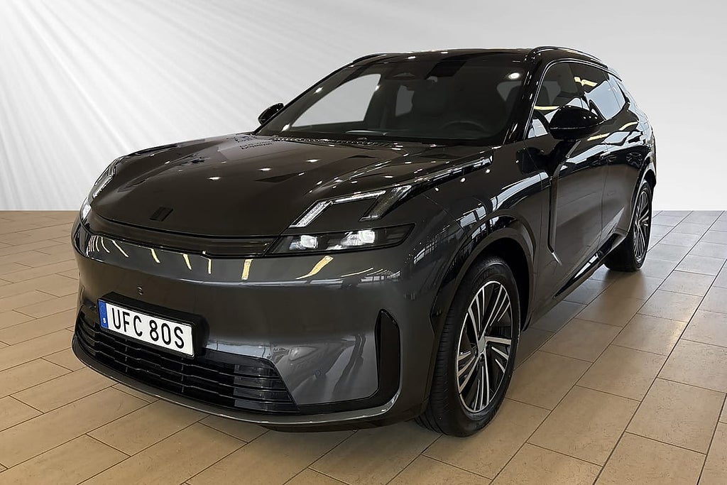 Lynk & Co 08 Core PHEV KAMPANJ PRIVATLEASING