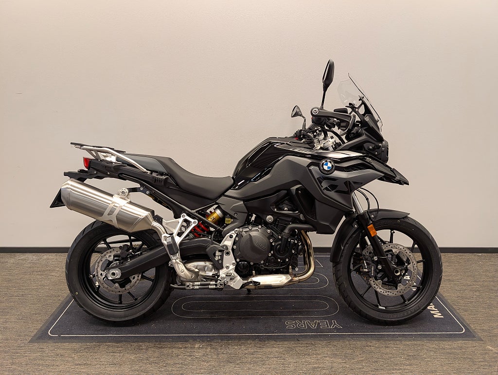 BMW F800GS Triple Black KAMPANJ Vario Sidoväskor ingår Demo