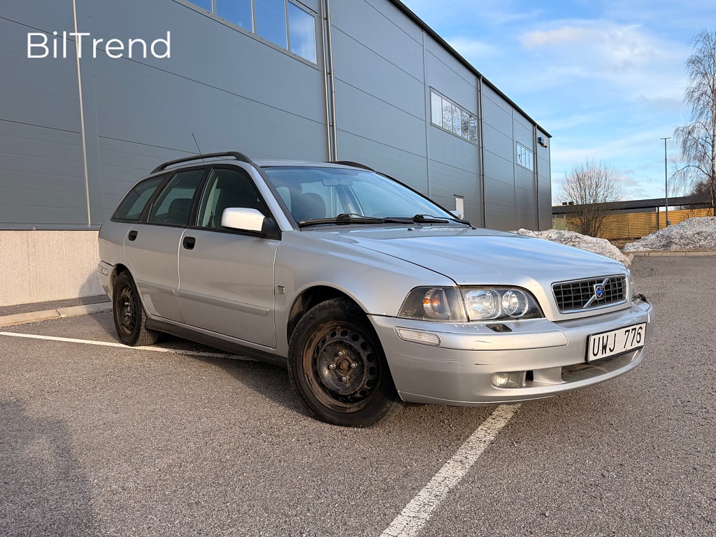 Volvo V40 1.8 Classic (1 EN ÄGARE SE SKICK)