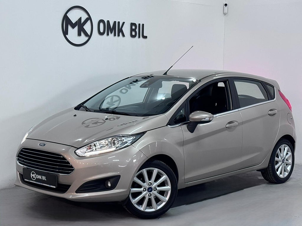 Ford Fiesta 5-dörrar 1.0 EcoBoost Titanium Euro 6/nyservat