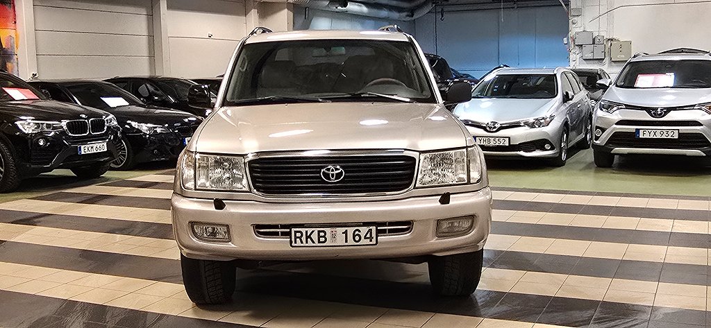 Toyota Land Cruiser 4.7 V8 4WD,Svensksåld, Nykamremsats,Drag