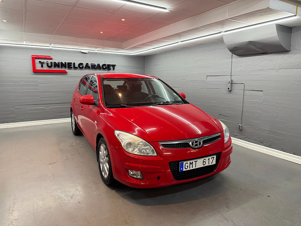 Hyundai i30 1.6 CRDi  2 ägare Automat Nybesiktigad