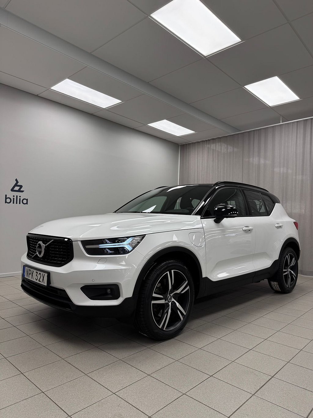 Volvo XC40 Recharge T4 R-Design | 360 Kamera | Dragkrok