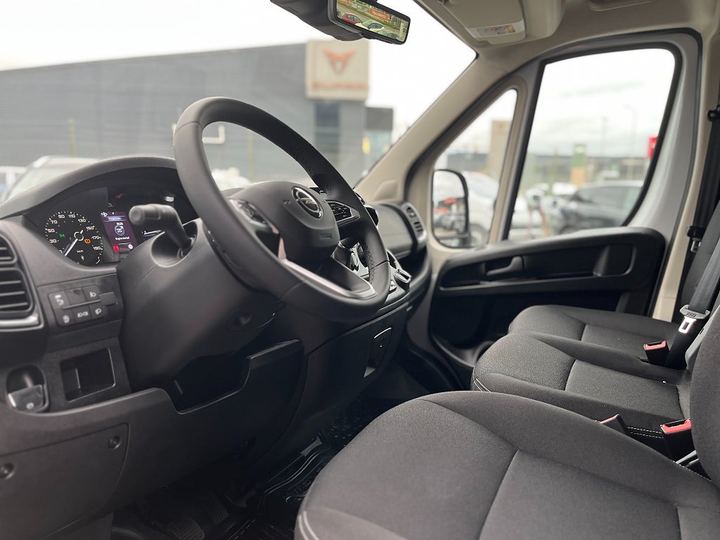 Bild på Opel Movano BlueHDi 180hk Automat L3H2
