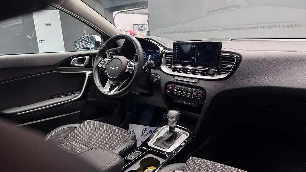 Kia Xceed 2022 - miniatyr 13