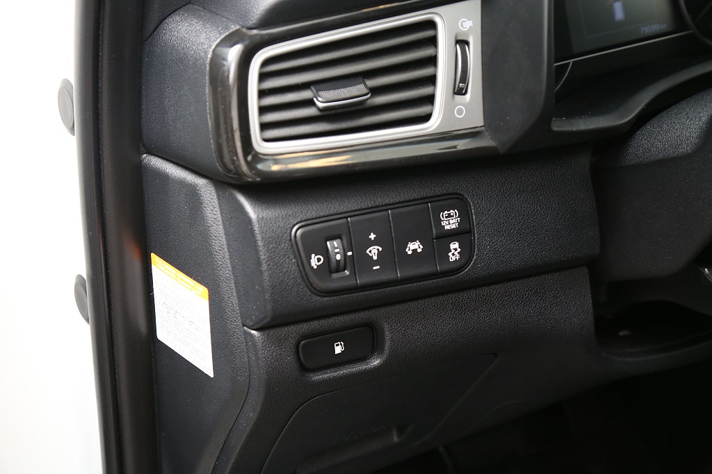 Kia Niro Hybrid 141hk Advance Plus Aut Motorv Dragkrok 2019